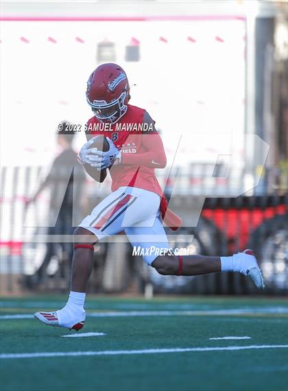 Thumbnail 1 in  Burroughs @ Harvard-Westlake photogallery.