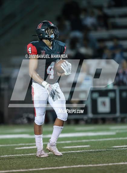 Thumbnail 3 in  Burroughs @ Harvard-Westlake photogallery.