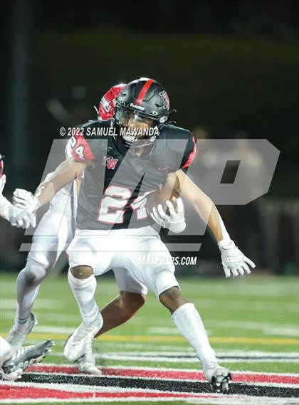 Thumbnail 1 in  Burroughs @ Harvard-Westlake photogallery.
