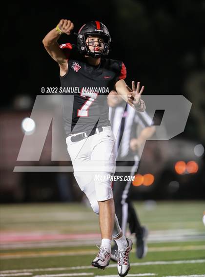 Thumbnail 3 in  Burroughs @ Harvard-Westlake photogallery.