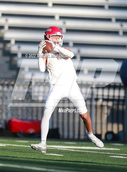 Thumbnail 3 in  Burroughs @ Harvard-Westlake photogallery.