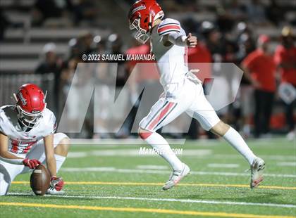 Thumbnail 3 in  Burroughs @ Harvard-Westlake photogallery.