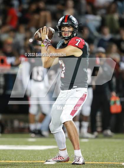 Thumbnail 1 in  Burroughs @ Harvard-Westlake photogallery.