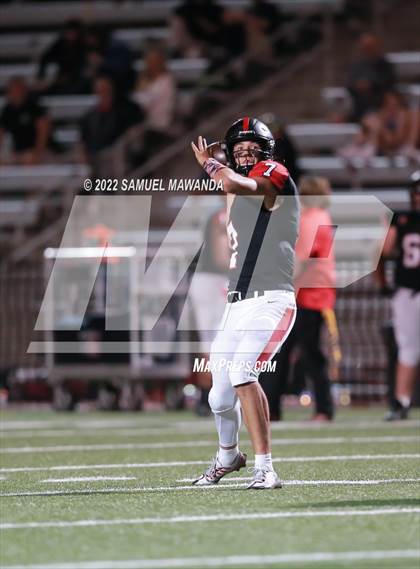 Thumbnail 3 in  Burroughs @ Harvard-Westlake photogallery.