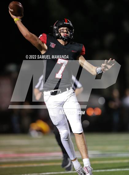 Thumbnail 2 in  Burroughs @ Harvard-Westlake photogallery.