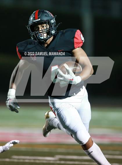 Thumbnail 1 in  Burroughs @ Harvard-Westlake photogallery.