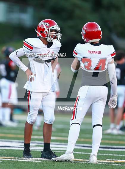 Thumbnail 1 in  Burroughs @ Harvard-Westlake photogallery.