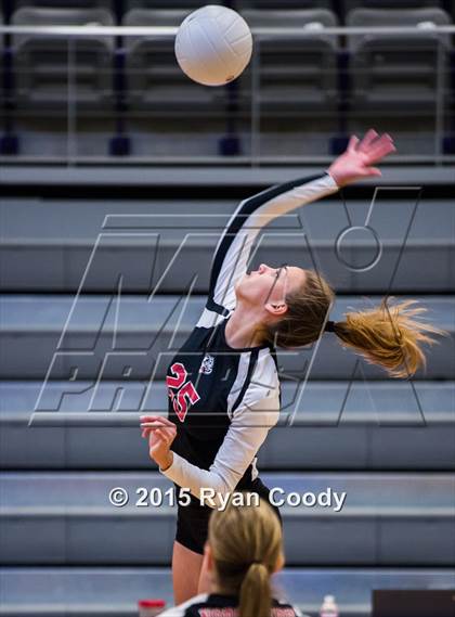 Thumbnail 3 in Nettleton vs Northside (Fayetteville Volleyball Challenge) photogallery.