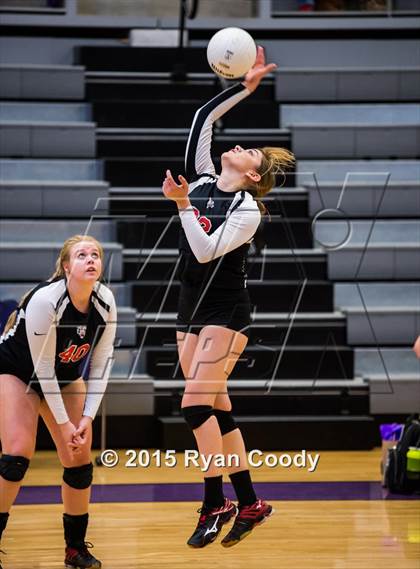 Thumbnail 1 in Nettleton vs Northside (Fayetteville Volleyball Challenge) photogallery.