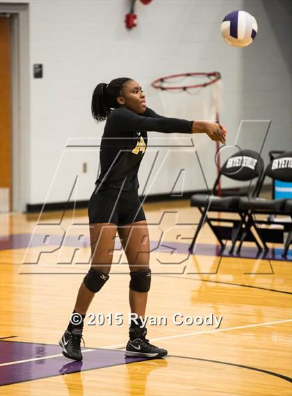 Thumbnail 2 in Nettleton vs Northside (Fayetteville Volleyball Challenge) photogallery.