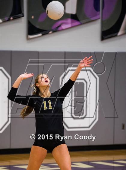 Thumbnail 3 in Nettleton vs Northside (Fayetteville Volleyball Challenge) photogallery.