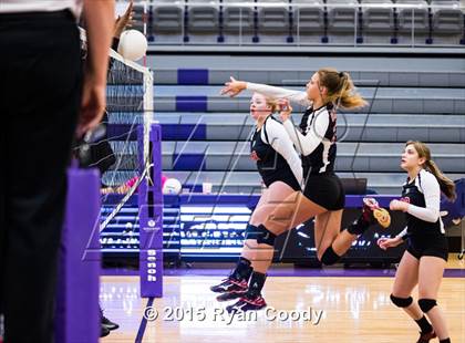 Thumbnail 3 in Nettleton vs Northside (Fayetteville Volleyball Challenge) photogallery.