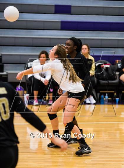 Thumbnail 1 in Nettleton vs Northside (Fayetteville Volleyball Challenge) photogallery.