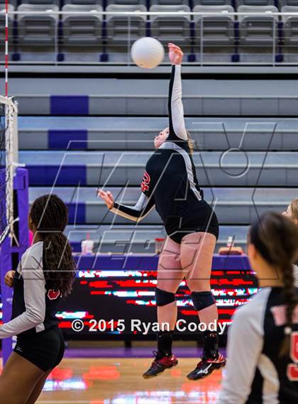 Thumbnail 2 in Nettleton vs Northside (Fayetteville Volleyball Challenge) photogallery.