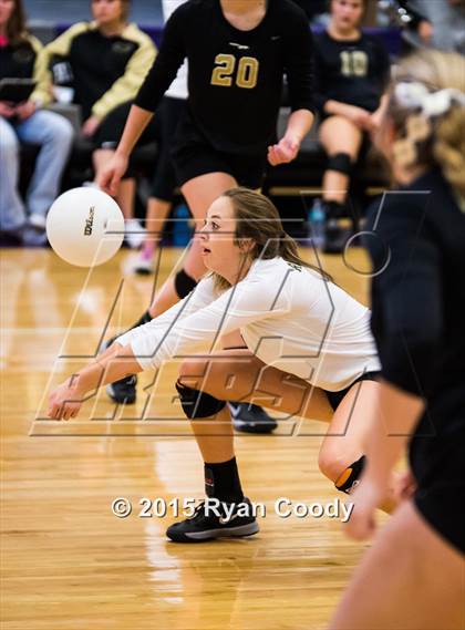 Thumbnail 1 in Nettleton vs Northside (Fayetteville Volleyball Challenge) photogallery.