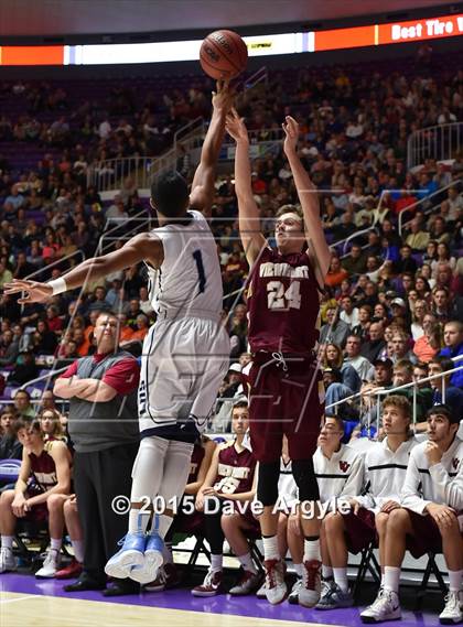 Thumbnail 1 in Viewmont vs. Layton (UHSAA 5A Semifinal) photogallery.