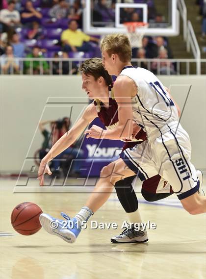 Thumbnail 2 in Viewmont vs. Layton (UHSAA 5A Semifinal) photogallery.