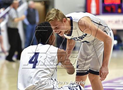 Thumbnail 3 in Viewmont vs. Layton (UHSAA 5A Semifinal) photogallery.