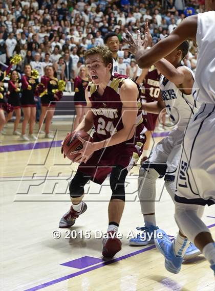 Thumbnail 1 in Viewmont vs. Layton (UHSAA 5A Semifinal) photogallery.