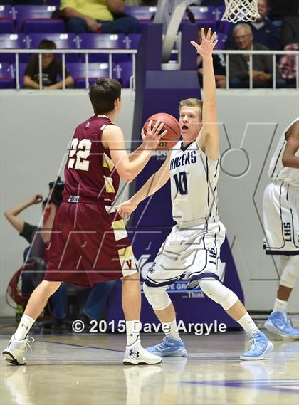 Thumbnail 2 in Viewmont vs. Layton (UHSAA 5A Semifinal) photogallery.