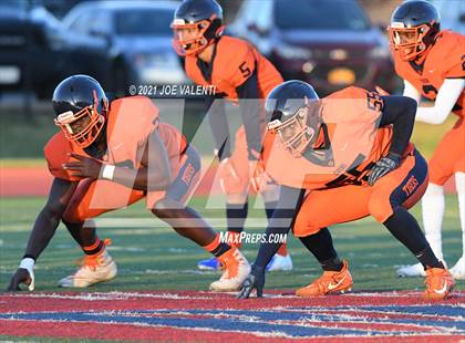 Thumbnail 2 in Lancaster vs. Bennett/Olmsted/Middle Early College/East photogallery.