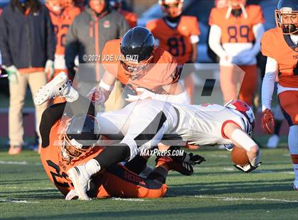 Thumbnail 2 in Lancaster vs. Bennett/Olmsted/Middle Early College/East photogallery.