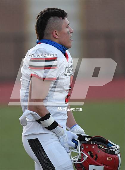Thumbnail 2 in Lancaster vs. Bennett/Olmsted/Middle Early College/East photogallery.