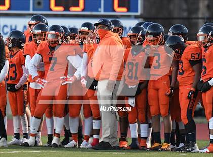 Thumbnail 1 in Lancaster vs. Bennett/Olmsted/Middle Early College/East photogallery.