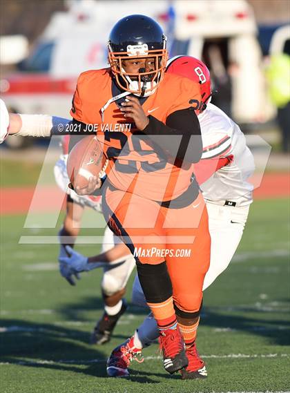 Thumbnail 1 in Lancaster vs. Bennett/Olmsted/Middle Early College/East photogallery.