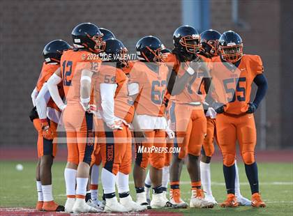 Thumbnail 2 in Lancaster vs. Bennett/Olmsted/Middle Early College/East photogallery.