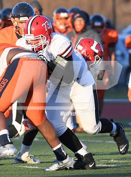 Thumbnail 2 in Lancaster vs. Bennett/Olmsted/Middle Early College/East photogallery.