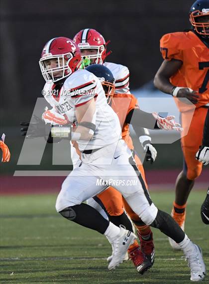 Thumbnail 3 in Lancaster vs. Bennett/Olmsted/Middle Early College/East photogallery.