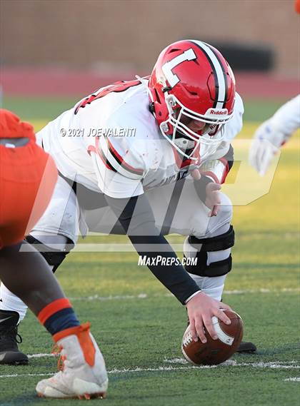 Thumbnail 3 in Lancaster vs. Bennett/Olmsted/Middle Early College/East photogallery.