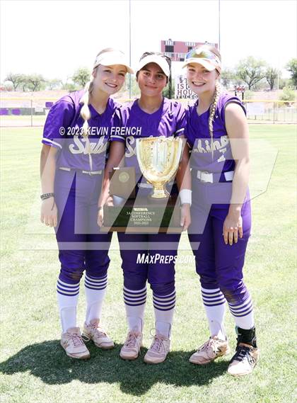 Thumbnail 1 in Sabino (AIA 3A Final Awards) photogallery.