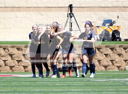 Thumbnail 3 in Mansfield Legacy vs. Highland Park (UIL 5A Final) photogallery.