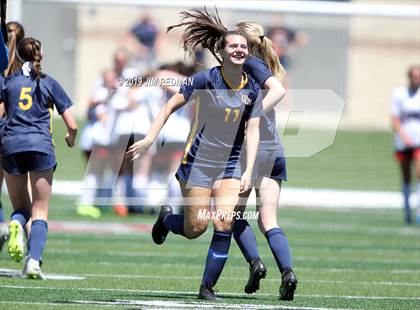 Thumbnail 2 in Mansfield Legacy vs. Highland Park (UIL 5A Final) photogallery.