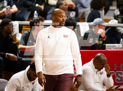 Thumbnail 1 in Sidwell Friends vs. Clinton Grace Christian (Capital Hoops Mayhem on Military) photogallery.