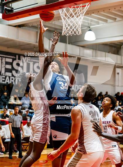 Thumbnail 1 in Sidwell Friends vs. Clinton Grace Christian (Capital Hoops Mayhem on Military) photogallery.