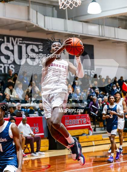 Thumbnail 2 in Sidwell Friends vs. Clinton Grace Christian (Capital Hoops Mayhem on Military) photogallery.