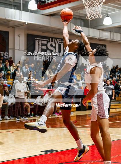 Thumbnail 1 in Sidwell Friends vs. Clinton Grace Christian (Capital Hoops Mayhem on Military) photogallery.