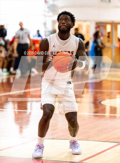 Thumbnail 2 in Sidwell Friends vs. Clinton Grace Christian (Capital Hoops Mayhem on Military) photogallery.