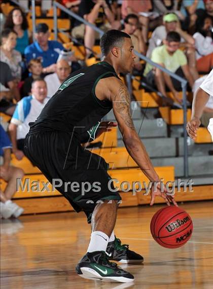 Thumbnail 1 in Trinity vs. St. Raymond Boys (City of Palms Classic) photogallery.