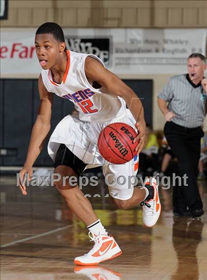Thumbnail 2 in Trinity vs. St. Raymond Boys (City of Palms Classic) photogallery.