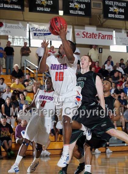 Thumbnail 3 in Trinity vs. St. Raymond Boys (City of Palms Classic) photogallery.