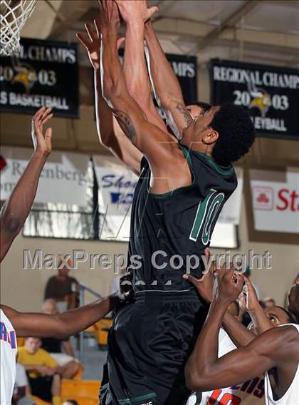 Thumbnail 1 in Trinity vs. St. Raymond Boys (City of Palms Classic) photogallery.