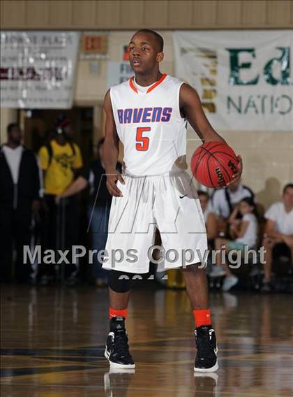 Thumbnail 2 in Trinity vs. St. Raymond Boys (City of Palms Classic) photogallery.