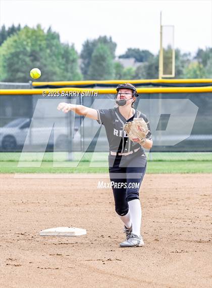 Thumbnail 1 in Loveland @ Fossil Ridge photogallery.