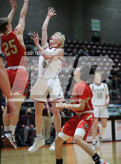 Thumbnail 3 in Judge Memorial vs. Juab (UHSAA 3A Semifinal) photogallery.