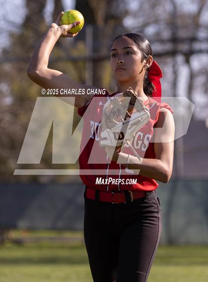 Thumbnail 2 in Ceres vs. Hughson (Bill Evans Memorial) photogallery.