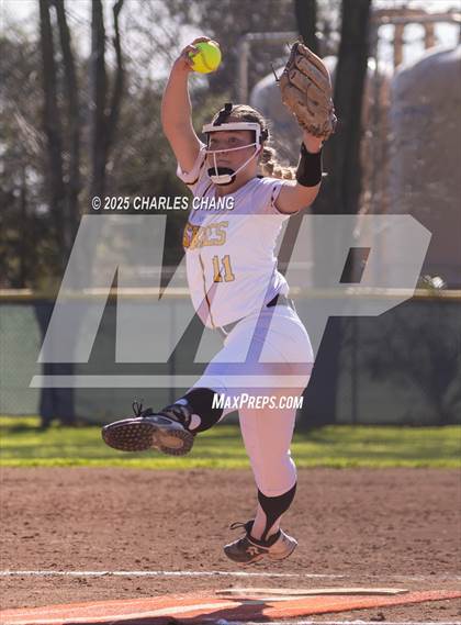 Thumbnail 1 in Ceres vs. Hughson (Bill Evans Memorial) photogallery.